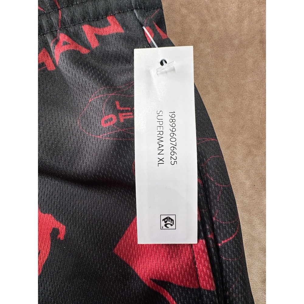 Men's Superman Black Swim trunks Shorts Bathing suit XL NWT - Picture 4 of 7